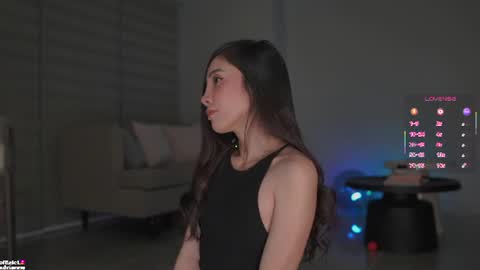 Belle Adrienne  IG  online show from 08-06-26, 10:50