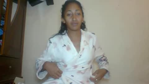 Snapshot of belle_annah chatting on 05-13-26, 04:43 belle_annah online show from 05-13-26, 04:43