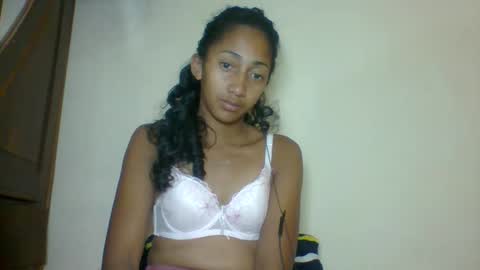 Snapshot of belle_annah chatting on 05-16-26, 02:19 belle_annah online show from 05-16-26, 02:19