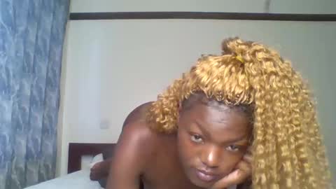 Snapshot of belle_bubbles chatting on 01-05-26, 05:27 bubbles online show from 01-05-26, 05:27