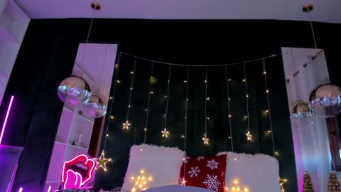 Snapshot of belle_kim chatting on 01-06-25, 10:02 Kim online show from 01-06-25, 10:02