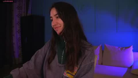 Bella online show from 04-15-26, 07:21