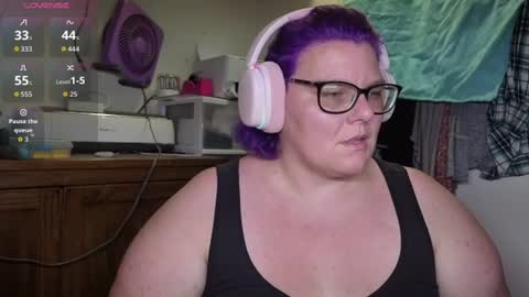 Snapshot of bellenbeau chatting on 07-10-26, 08:11 bellenbeau online show from 07-10-26, 08:11
