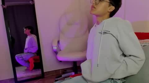 Neon online show from 09-24-25, 11:13