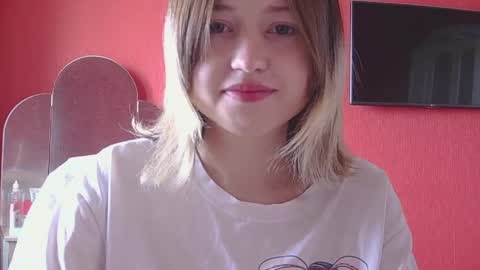 Snapshot of belovedmary chatting on 05-08-26, 08:41 belovedmary online show from 05-08-26, 08:41