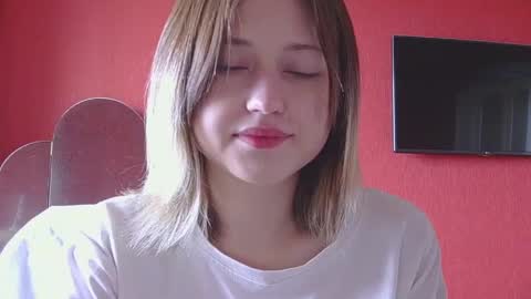 Snapshot of belovedmary chatting on 05-10-26, 06:18 belovedmary online show from 05-10-26, 06:18