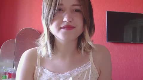 Snapshot of belovedmary chatting on 05-18-26, 05:35 belovedmary online show from 05-18-26, 05:35