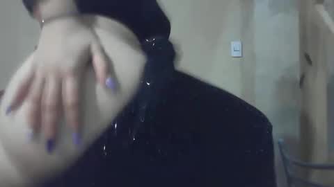 Snapshot of beluhestia chatting on 05-17-26, 04:10 beluhestia online show from 05-17-26, 04:10
