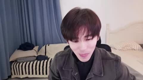 Snapshot of ben705676 chatting on 02-02-26, 03:00 Ben online show from 02-02-26, 03:00