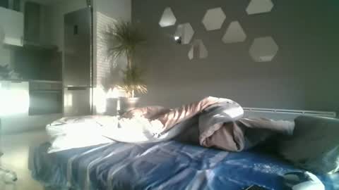 benbare13 online show from 01-02-25, 03:40