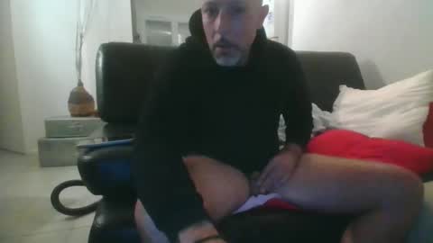 benbare13 online show from 11-11-25, 05:13