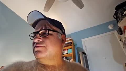 Snapshot of bendavewill chatting on 06-23-26, 06:44 Bendavewill online show from 06-23-26, 06:44