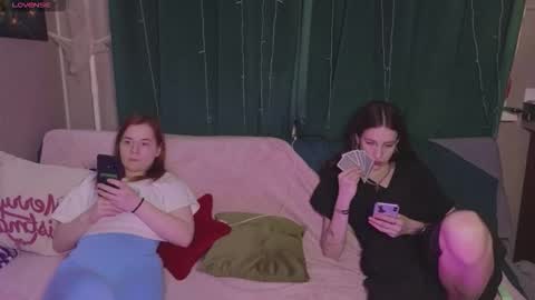 Snapshot of benevolently chatting on 03-05-26, 08:27 KENDALL NATHAN online show from 03-05-26, 08:27