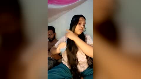 Snapshot of bengali_couple50 chatting on 06-05-26, 06:20 bengali_couple50 online show from 06-05-26, 06:20