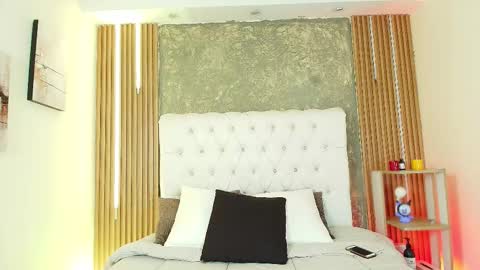 Tiffany and Bengie online show from 03-19-26, 09:08