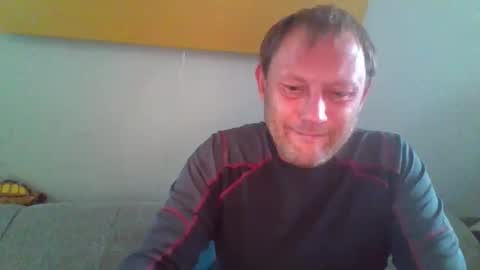 Snapshot of benizio_ chatting on 05-12-26, 11:07 benizio online show from 05-12-26, 11:07