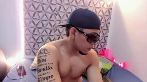 Snapshot of benjamin_lichx chatting on 05-29-26, 02:53 Benjamin online show from 05-29-26, 02:53