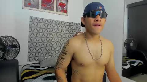 Snapshot of benjamin_lichx chatting on 06-09-26, 03:23 Benjamin online show from 06-09-26, 03:23