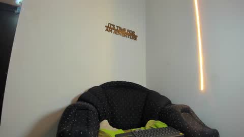 Snapshot of benjamin_lichx chatting on 07-11-26, 01:36 Benjamin online show from 07-11-26, 01:36