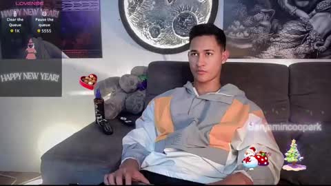 Snapshot of benjamincooperk1 chatting on 01-09-26, 07:33 benjamincooperk online show from 01-09-26, 07:33