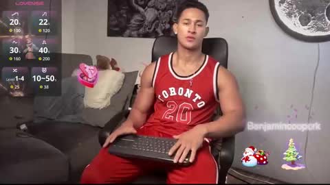 Snapshot of benjamincooperk1 chatting on 01-12-26, 02:39 benjamincooperk online show from 01-12-26, 02:39