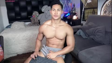 Snapshot of benjamincooperk1 chatting on 06-05-26, 05:58 benjamincooperk online show from 06-05-26, 05:58