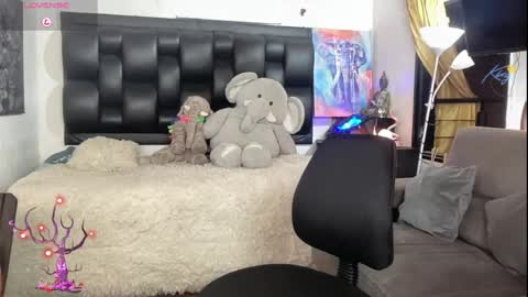 Snapshot of benjamincooperk1 chatting on 06-06-26, 09:19 benjamincooperk online show from 06-06-26, 09:19