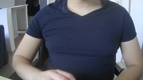 Snapshot of benjim69 chatting on 10-29-25, 12:29 benjim69 online show from 10-29-25, 12:29