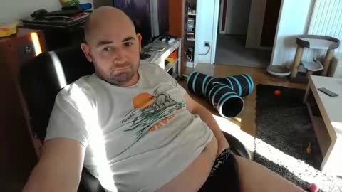 Snapshot of bennn54 chatting on 02-02-25, 11:40 Ben online show from 02-02-25, 11:40