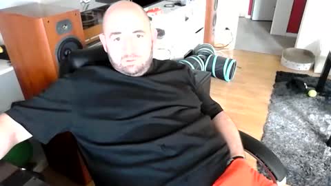 Snapshot of bennn54 chatting on 11-30-25, 11:58 Ben online show from 11-30-25, 11:58