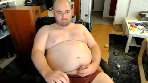 Snapshot of bennn54 chatting on 06-27-26, 12:55 Ben online show from 06-27-26, 12:55