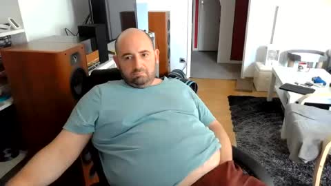 Snapshot of bennn54 chatting on 07-19-26, 02:54 Ben online show from 07-19-26, 02:54