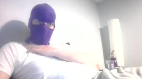 bennybueno online show from 08-08-26, 03:08