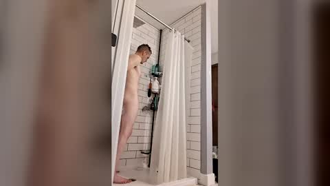 BennyC online show from 04-18-26, 02:15