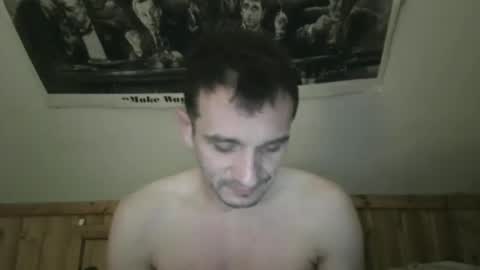 Snapshot of bennymn chatting on 01-15-25, 01:09 benny and innocentvixon online show from 01-15-25, 01:09