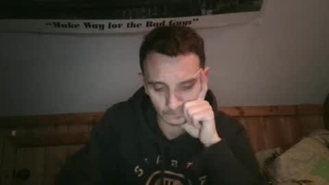 Snapshot of bennymn chatting on 02-11-25, 02:35 benny and innocentvixon online show from 02-11-25, 02:35