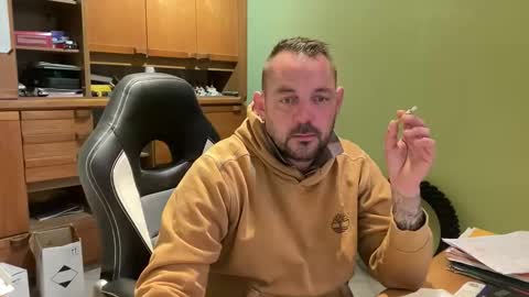 benochau online show from 04-23-26, 04:46
