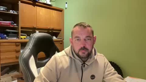 benochau online show from 04-28-26, 01:26