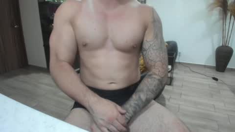 Snapshot of benthebodybuilder chatting on 12-12-24, 02:37 Ben Braxton online show from 12-12-24, 02:37