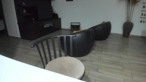 Snapshot of benthebodybuilder chatting on 12-13-24, 04:11 Ben Braxton online show from 12-13-24, 04:11