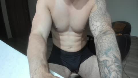 Snapshot of benthebodybuilder chatting on 12-15-24, 01:46 Ben Braxton online show from 12-15-24, 01:46