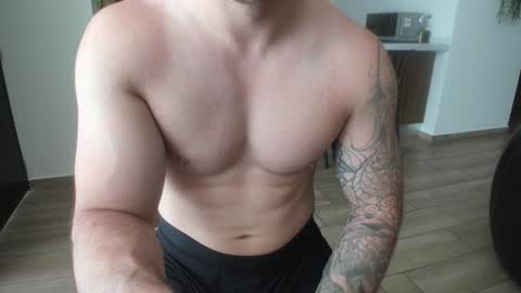 Snapshot of benthebodybuilder chatting on 12-15-24, 03:53 Ben Braxton online show from 12-15-24, 03:53