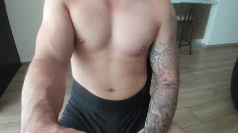 Snapshot of benthebodybuilder chatting on 12-15-24, 09:20 Ben Braxton online show from 12-15-24, 09:20