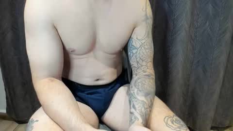 Snapshot of benthebodybuilder chatting on 11-03-25, 07:37 Ben Braxton online show from 11-03-25, 07:37