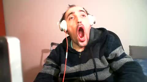 bentish online show from 02-08-25, 03:10