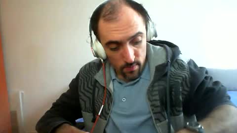 bentish online show from 02-15-25, 11:39