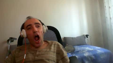 bentish online show from 09-17-25, 07:43