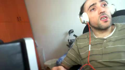 bentish online show from 11-25-25, 09:42