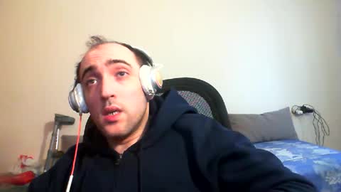 Snapshot of bentish chatting on 01-18-26, 09:24 bentish online show from 01-18-26, 09:24