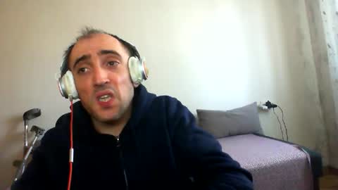 Snapshot of bentish chatting on 02-02-26, 10:03 bentish online show from 02-02-26, 10:03